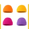 Ny korsgräns Stickad Kvinnors hatt år 2021 Håll varma i vinterstickad hatt Mäns fasta färg blandad med älsklings pulloverhatt