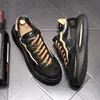 Nieuwe Mode Merk Ontwerper Rode Herenschoenen Dikke Bodem Lace Up Flats Casual Schoenen Mannelijke Wandelschoenen Sneakers Zapatillas Hombre