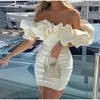 Off Schouder Vrouwen Mini Jurk Mouwloze Hoge Taille Ruffle Bodycon Lady Sexy Vestidos Zwart Wit Party Nachtclub Vrouwelijke Jurken Y2531