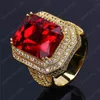 Geel Vergulde Iced Out Diamond Big Ruby Ring Mannen Hip Hop Sieraden Bling CZ Steen Hiphop Gouden Ringen Heren bruiloft Jewellery223i