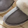 2022 Kobiety Faux Fur Winter Fuzzy Ciepłe Kapcie Ladies House Platform Pluszowy Buty Komfort Płaska sypialnia Slajdy Zapatilla Mujer W220218