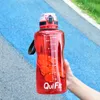 Quifit 2L 1.3L 450ml meio galão tritan garrafa de água esportiva com locking flip-flop tampa de frutas infuser líquido frascos de beber clara 201204