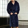 Men Super Soft Wearable Towel Flannel Fleece Long Bath Robe Men Fashion Bathrobe Male Dressing Gown Robes Wearable Towel LLS142
