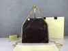 대각선으로 다양한 크기의 큰, 중간 및 작은 핸드 셰이크 미니 디자이너 가방 유명한 여성 falabella 가방
