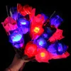 I fiori decorativi a LED illuminano la rosa per i regali di San Valentino Decorazione di nozze Fiore luminoso finto6450490