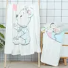 Kinderhanddoek Deken comfortabel en ademende baby bad handdoek Cartoon Patroon Kinderlopjes Super Soft Bedding T200529