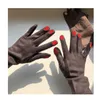 5本の指の手袋シックなマニキュアカシミアクリエイティブレディースウールベルベット太いタッチスクリーン女性の冬の温かい運転193r