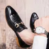 Hochwertige Business-Büroschuhe, luxuriöse italienische Oxford-Gentleman-formelle Schuhe, elegante Lederschuhe in Schwarz und Braun