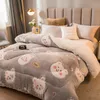 Conterters sätter Super Warm Lamb Quilt Winter Blanket 3/4/5 kg Double-Side Snow Velvet Berber Fleece Duvet Tjock Höst Spring Comforter Co