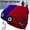 Beanies Beanie/Skull Caps Bluetooth Beanie Hat met LED -koplamp verlichte dop Oplaadbare draadloze winter Warm Knit 1