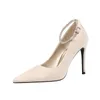 Vendita calda-Donne Sandali con cinturino alla caviglia Punta a punta Scarpe da festa di nozze Tacchi sottili Casual Office Lady Gladiator Party Dress Suede Stiletto