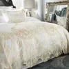 Vit Rosa Luxury Lace Wedding Bedding Set Queen King size Bed Set Duvet Cover Bed Sheet Set Sängkläder Linge de Lit JUEGO DE CACA T200706