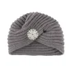 Mütze/Schädelkappen Winterwärmer wählgestrickter Hut für Frauen Mädchen Künstliche Perlendekoration Casual Mode exquisites elegantes Jahr