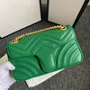 Luxurys Women Chain Crossbody Designer Bag Heart V Wave Pattern Shoulder Bags Messenger Bags Pruse Tote