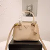 Handväskor kvinnor designer väska axelväskor crossbody damer högkvalitativa designers handväska plånbok mode all-match klassiska plånböcker