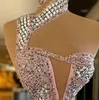 Aso Ebi 2020 Kryształy Arabskie Zroszony Sexy Suknie Wieczorowe Wysokiej szyi Prom Dresses Sheath Satin Formal Party Drugi Reception Gowns Zj295