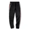 Hommes Noir Joggers Pantalon Printemps Été Hommes Grandes Poches Pantalon Cargo Mâle Streetwear Salopette Pantalon de Survêtement Plus Taille Pantalon Hommes 201109