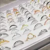Groothandel 100 stks mousserende zilveren ringen mode eenvoudige vrouwen bruiloft band ringen gemengde stijl cadeau party verlovings sieraden
