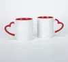 Tazza in ceramica da 11 once per sublimazione fai-da-te con manico a cuore Tazze in ceramica bianca da 320 ml con rivestimento interno colorato Bottiglia d'acqua Caffè SN3701