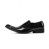 Scarpe da uomo italiane in pelle verniciata nera slip on per uomo vestito nero da ufficio scarpe da lavoro formale oxford plus size