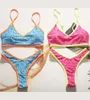 Sıcak Yüzmek Giyim Skims Mayo Bikini Seti Kadınlar Ile İki Parçalı Mayo Pedleri ile Mayo Küçük Mektup Seksi Şeker Renk