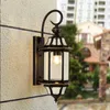 Avrupa dış duvar ışığı su geçirmez retro bakır armatürler basit villa avlu balkon koridoru cam e27 duvara monte lamba