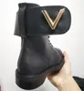 Женские кожаные кружевные лодыжки-сапоги дизайнер Ranger Ranger Lady Glazed Flat Heel Rubber Sontose Boot