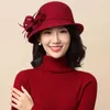 Chapeaux à bord avare Lady Chic fleur asymétrique cloche casquette femmes 100% feutre de laine Fedora343k