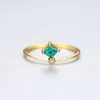 Lindo 925 Sterling Silver Dainty Jeia Emerald CZ Ring for Women noivado Festa de aniversário Gift8257213