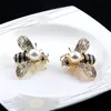 Clear Crystal Pearl Bee Brooches for Women Unisex Insect Brooch Pins Cute Small Badges Fashion Dress Coat Accessories Jewelry