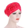 Moda fiore turbante musulmano piega cappelli hijab interni cappello indiano cotone solido involucro islamico berretto sottoscocca hijab cofano per le donne