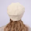 Chapeau chaud doublé d'ouatine en tricot, casquette de crâne chaude d'hiver avec bord pour femmes, accessoires de mode, cadeau de sable