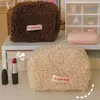 Kvinnor Mjuk Lambswool Makeup Bag Zipper Stor Solid Färg Kosmetisk Väska Resor Gör upp Toalettsaker Väskor Tvättpås