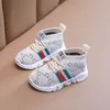 Groothandel Kinderschoenen Antislip Zachte bodem Baby Sneaker Casual platte sneakers Schoenen Kinderen Maatmeisjes Girls jongens sportschoenen schattig