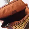 4 Färg Luxury Wholesale Women's Shoulder Bag Fashion Bag Handväska Stor öppningsdesign för enkel åtkomstmaterial: Läder kanfas färger axlar band