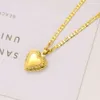 FINITURA in oro giallo fine 22k Ciondolo a cuore con collana a maglie di Figaro italiano