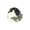 Śliczne okrągłe złote rybki Fox broszki emaliowane Pin dla kobiet dziewczyna biżuteria akcesoria metalowe broszki w stylu Vintage szpilki odznaka hurtownia prezent