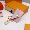 Fashion Keychain Key Buckle Letters Design Handmade Leather Keychains Men Women Bag Pendants 6 Option Top Quality319S