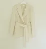 Colorfaith Yeni Sonbahar Kış Kadın Ceketler Ofis Bayanlar Lace Up Çentikli Resmi Dış Giyim Zarif Beyaz Siyah Tops LJ200813