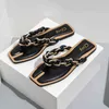 النعال العلامة التجارية الجديدة النساء شقة النعال الصيف الأزياء سلسلة النسيج حزام الصنادل في الهواء الطلق شاطئ الأحذية السيدات الوجه يتخبط BC3541 220304