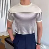 Verão Nova Moda Striped Impresso de Malha Tee Homens Manga Curta O-pescoço Pullover Tops 2021 Homens Slim T-shirt New Casual Streetwear G1229