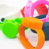 Bonne qualité Distributeur de désinfectant pour les mains autre maison jardin Portable mains distribution Bracelet Portable Silicone Bracelet à presser