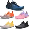 Uomo all'ingrosso non di marca da donna Scarpe da corsa Black Grey Giallo Pink Purple Blue Arancione Cinque Finge Ciclaggio Spazzatura sportiva per esterni