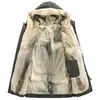 Mäns Läder Faux Azazel Vinter Parka Real Fur Coat Men Lång jacka Hooded Natural Wolf Liner Mens Jackor och Coats Parkas KJ34431