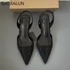 Suojialun 스프링 여성 샌들 신발 얇은 하이힐 뾰족한 발가락 슬링 백 샌들 여성 패션 블링 시스탈 파티 드레스 SH 220507