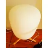 E27 Ultra Modern Mini Fashion Frosted Glass Lampy i Drewniany Wspornik Tekstury Lampa stołowa ze źródłem światła