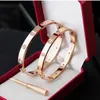 Jóias de moda clássicas de ouro rosa prata 316l aço inoxidável Pulseira de diamante de parafuso de aço com chave de fenda Homens e mulheres amantes 4878756