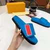 2023 Designers Kvinnor tofflor Comfort Smooth Calfskin Flat Letter Mules Fashionable Ease To-Wear Rubber Bottom Width Slides With Box