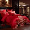 Novo Luxo Red Wedding Estilo Dourado Royal Bordado 100% Algodão Conjunto de Roupa de Cobertura de Edredão Cama Cama Linho ColchaCases T200706