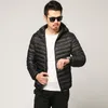Многоцветная зимняя мода бренда сверхлегкая утка вниз куртка мужчины с капюшоном уличная одежда светлое перо водонепроницаемое теплое пальто 4xL 201104